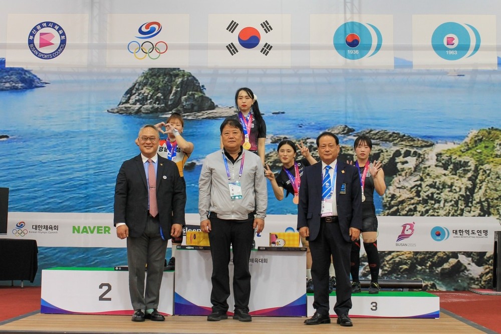 평택시청 역도팀, 제106회 전국체육대회서 메달 4개 수확