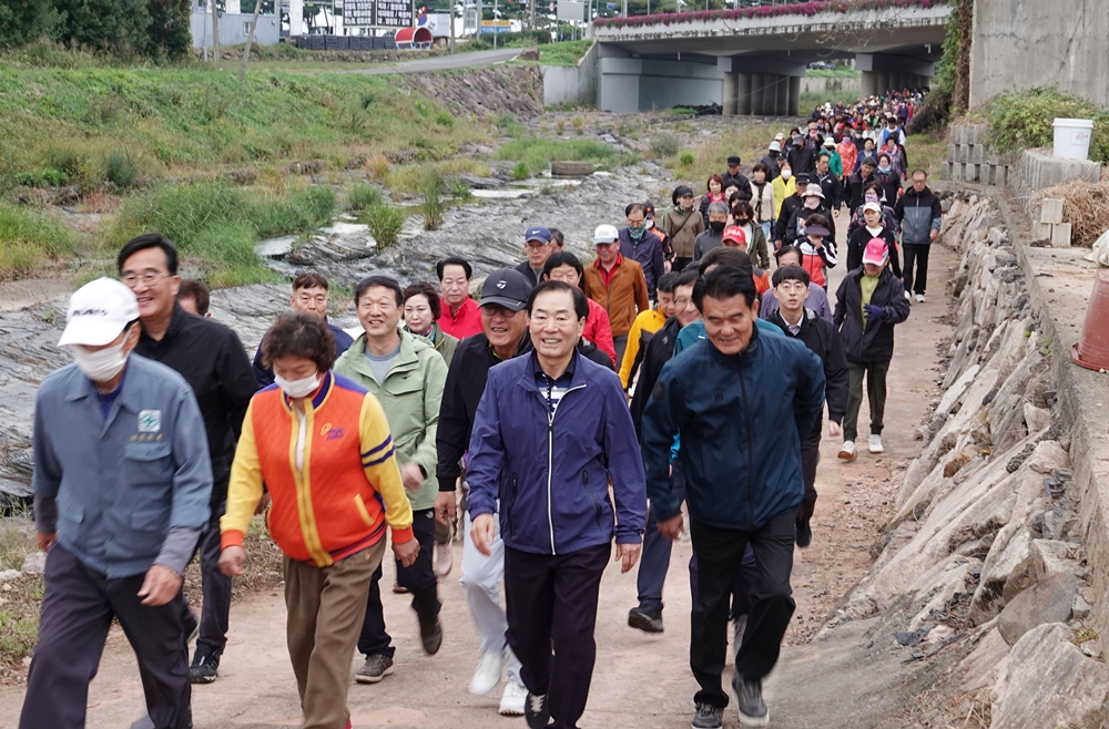 창녕군 영산면, 가족사랑 건강 걷기대회 성황리 개최