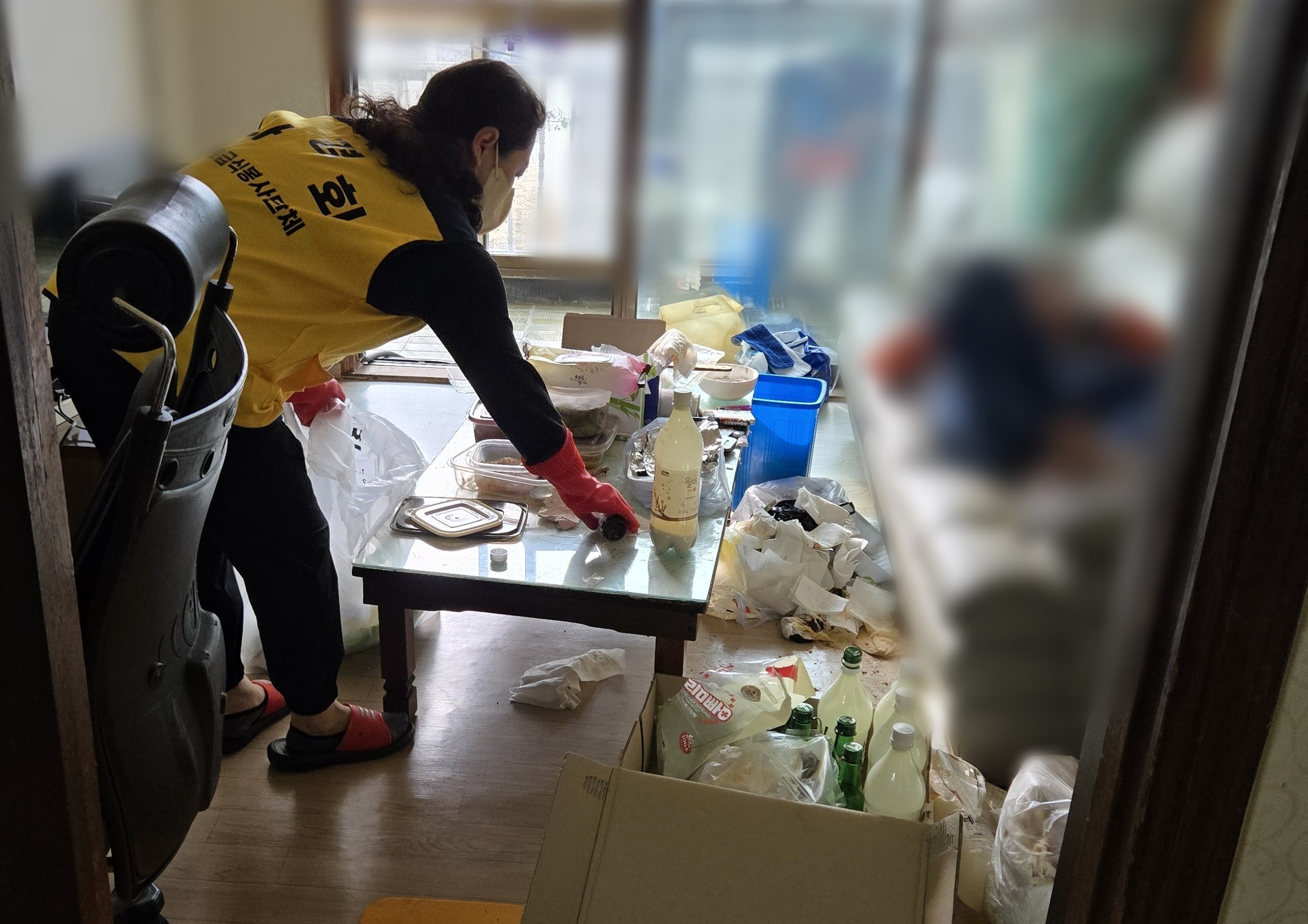 영천시 미심회봉사단, 동부동 거동불편 어르신에 이웃사랑 전해