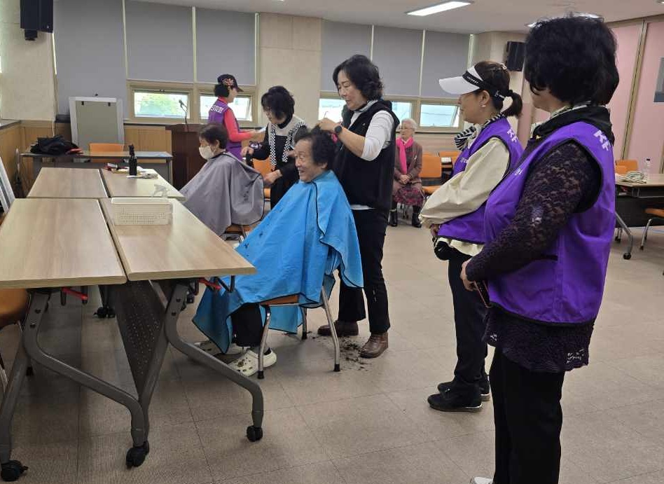 작전2동 주민자치회, 특화사업 ‘오늘이 제일 젊은 날 2’ 성황리 마무리