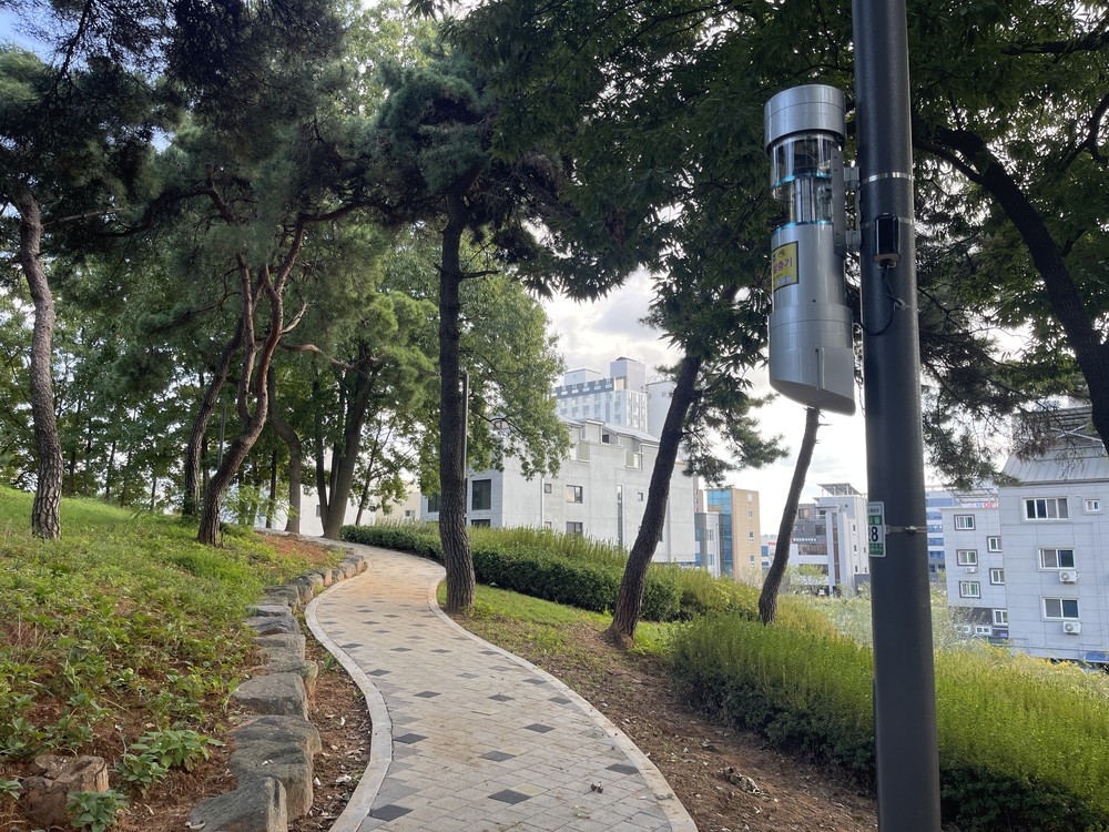광산구, 포충기·기피제분사기 설치 확대
