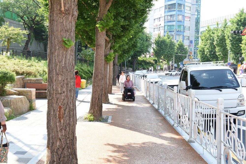 부산 사상구,‘신모라사거리 회전육교 및 휠체어 전용도로 준공식’개최