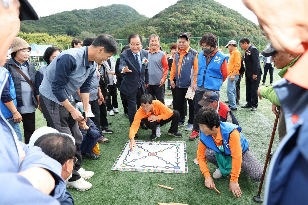 “함께 웃고 하나된 완주 비봉면민” 제22회 면민의 날