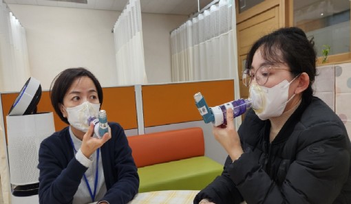 용인특례시, 지역내 미취학아동 관련 기관과 학교에 ‘천식 응급 키트’ 보급