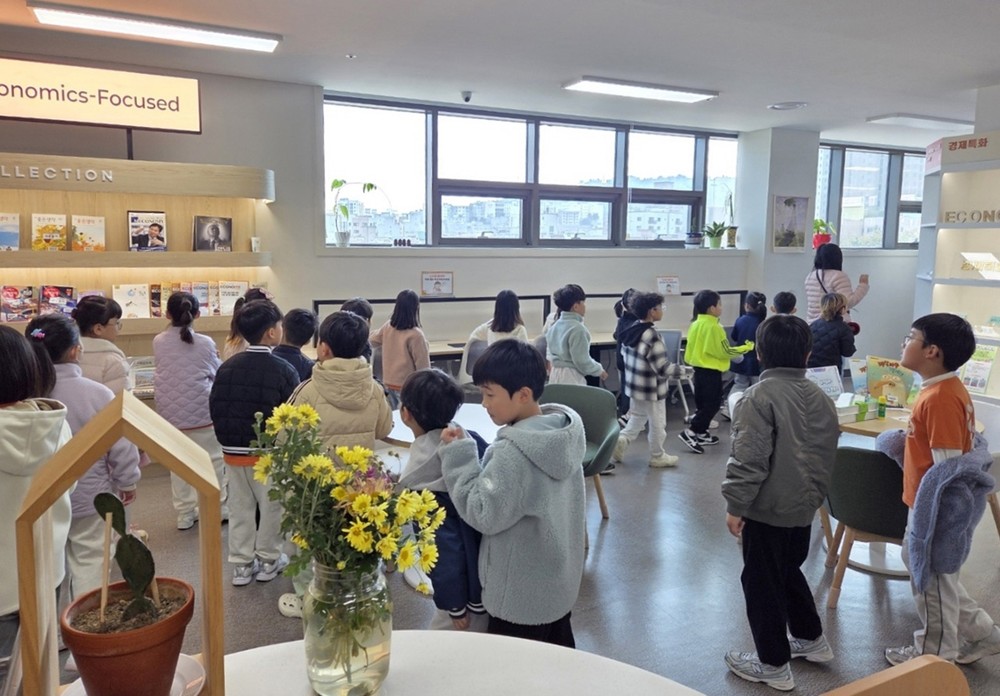 미추홀구 숭의누리도서관, 숭의초 1학년 대상 도서관 견학프로그램 운영