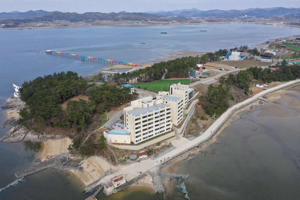 일하면서 쉰다…함평군, ‘블루 워케이션’ 인기몰이