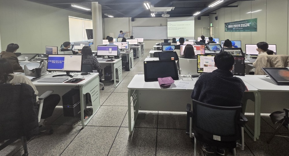 순천시, ‘AI․데이터 활용 직원 역량강화 교육’ 실시