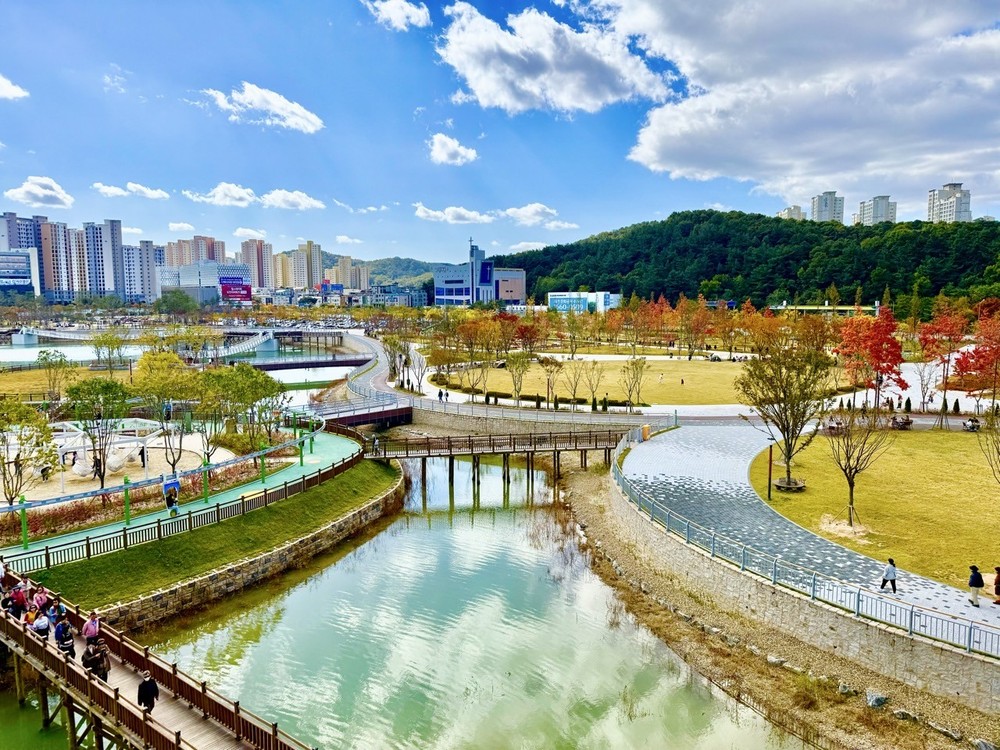 대전 갑천생태호수공원, 관광명소 급부상