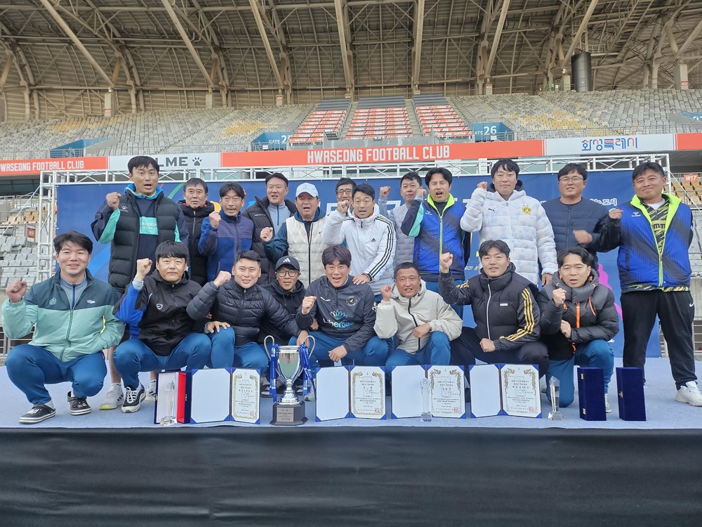 양주시 축구 40대 상비군 “2025 경기도협회장기 축구대회 우승”