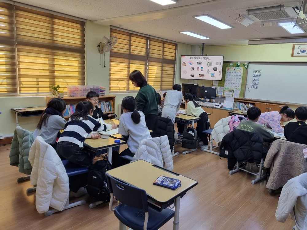 광명시가 양성한 시민 강사, 디지털 윤리 교사로 나선다