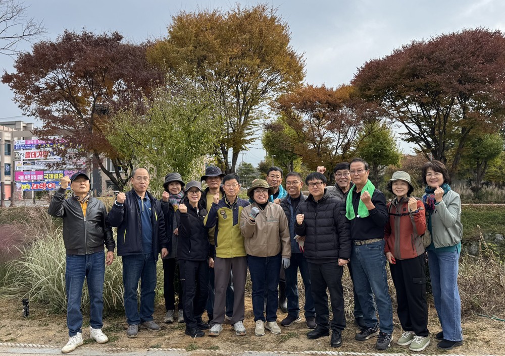 제천시 시민정원사, 의림지 일원에 주목 식재