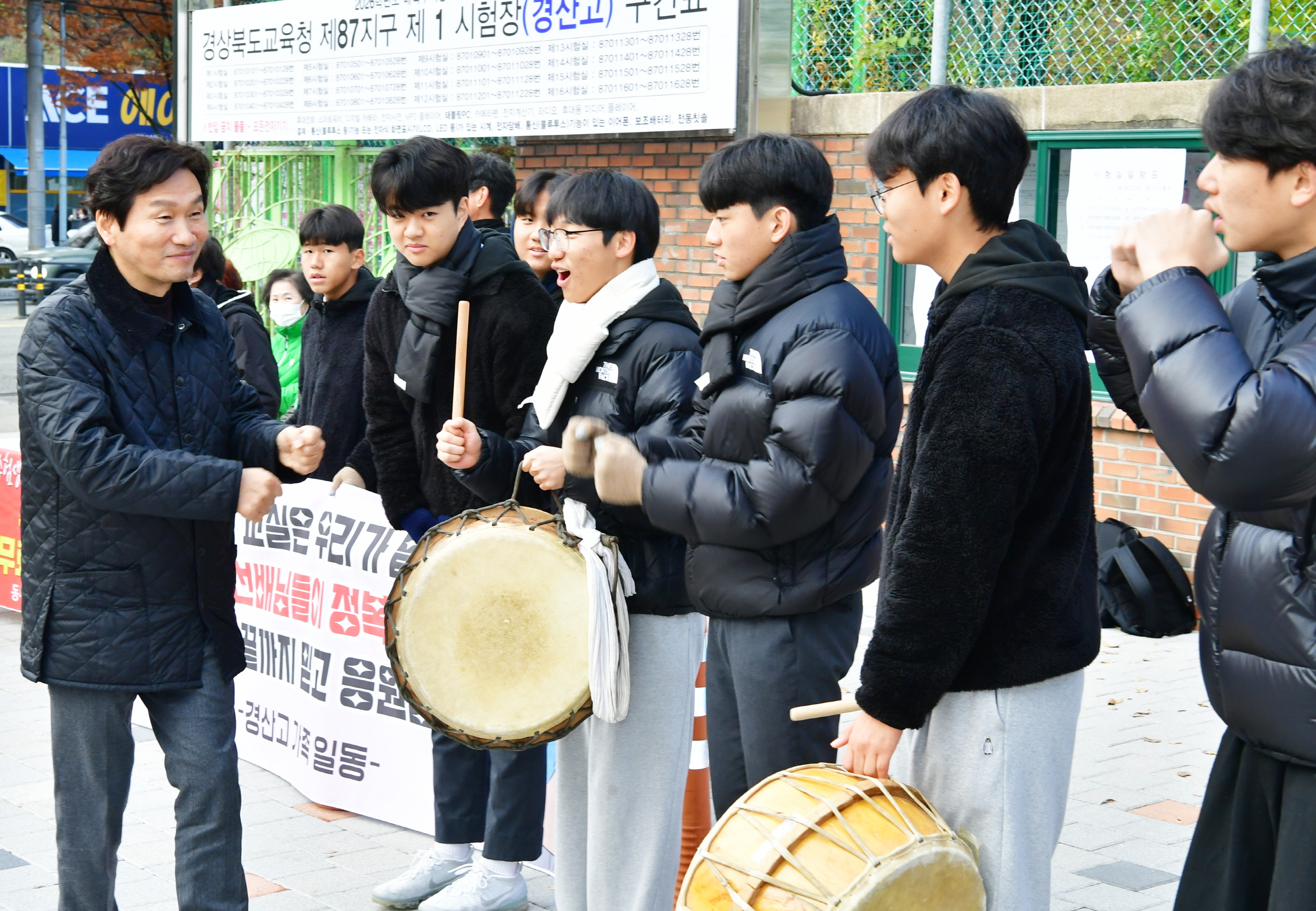 긴장은 내려놓고 ! 마음은 담대하게 !