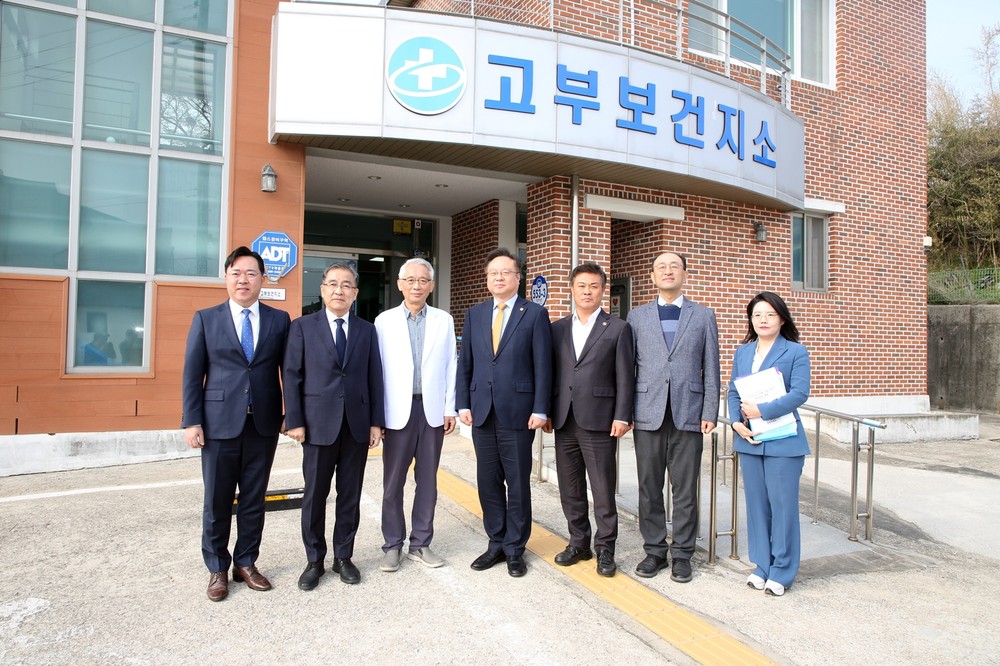 정읍시 ‘시니어 의사제’, 지역 주치의제 도입으로 공공의료 새 지평 열다