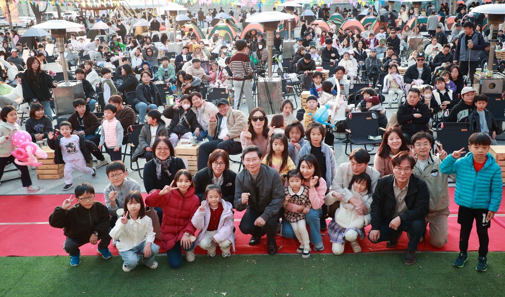 이상일 용인특례시장, ‘2025 어텀라운지 페스티벌’ 참석해 시민과 소통