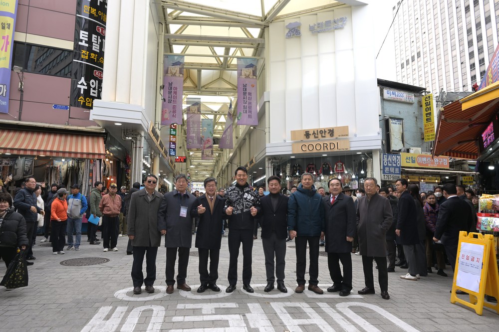 남대문시장 아케이드 준공식 개최, 한옥 지붕 현대적 재해석으로 글로벌 관광 명소 재탄생