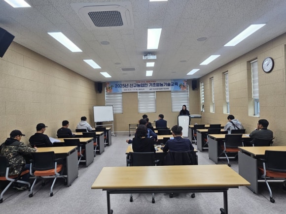 진도군, ‘2025 신규농업인 기초영농기술교육’ 성공적 마무리