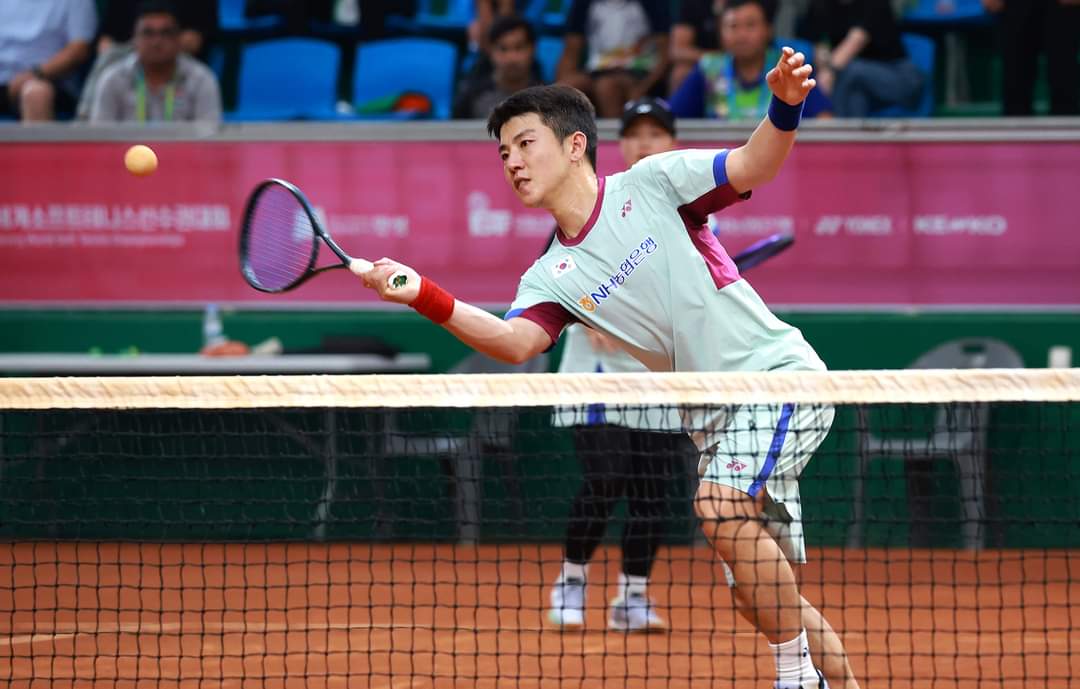 문경시청 소프트테니스단 김범준, 대한민국 체육훈장 '청룡장' 수훈