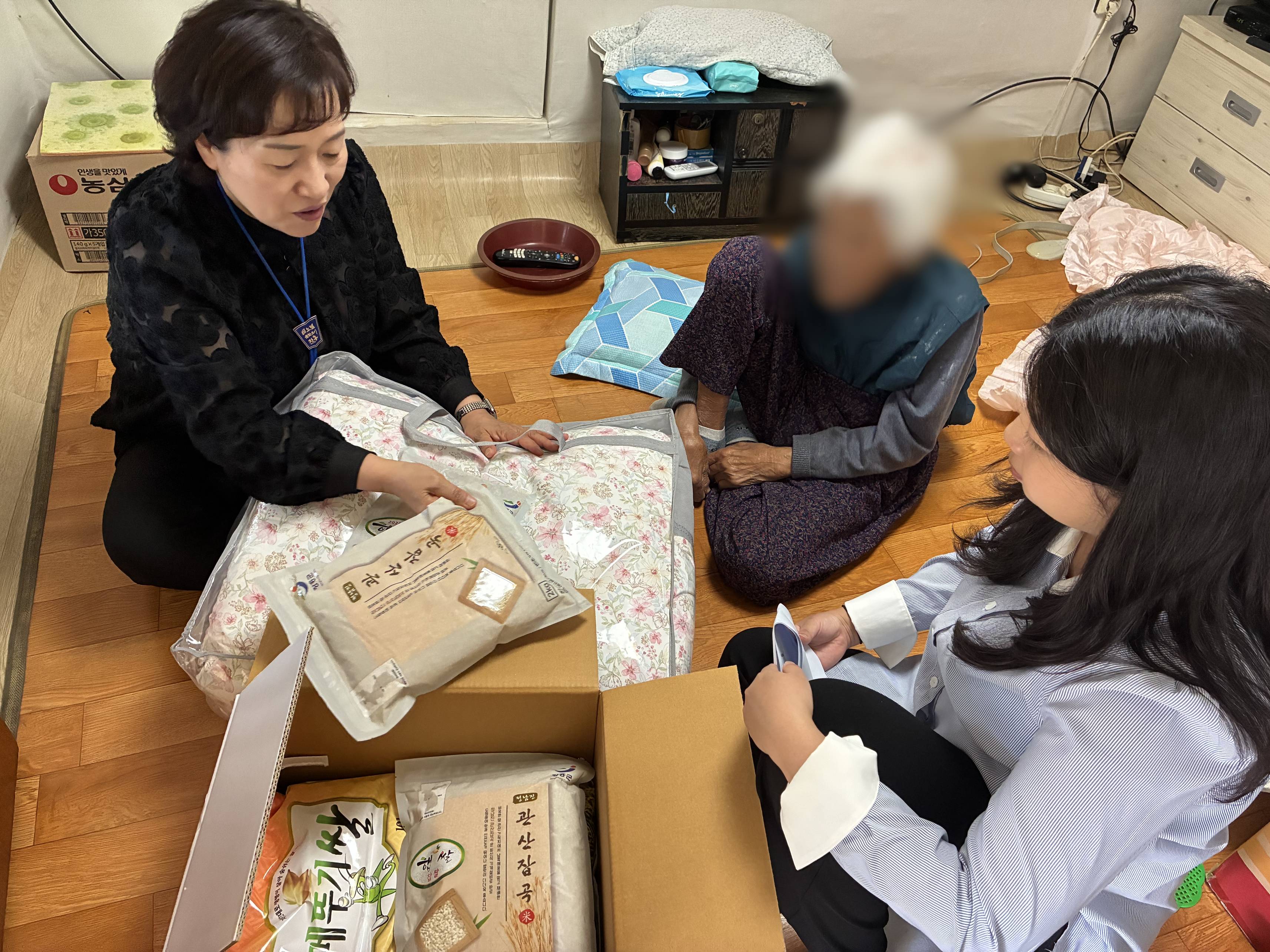 장흥군, 복지 사각지대 저소득층에 따뜻한 손길 전달
