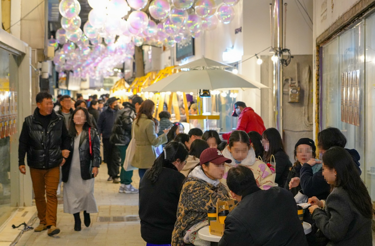 통영시,‘2025 오행당 삼끼파티’힙한 골목으로 열광시키다