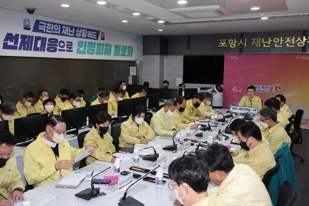 이강덕 포항시장, “동해안 산불 기억해야”…과할 정도의 빈틈없는 대응 주문