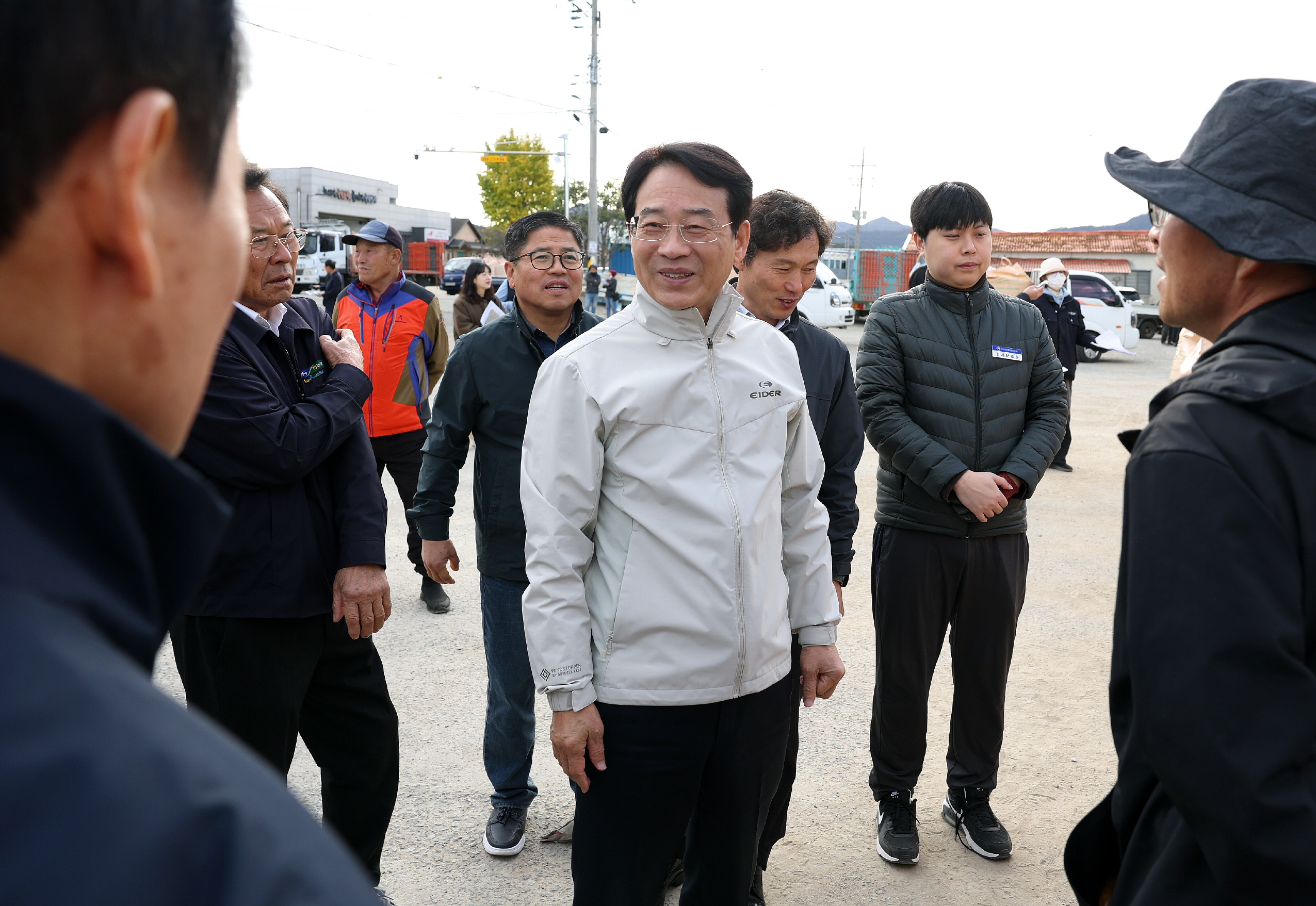 강진군, 농민들 미소 띄게 한다
