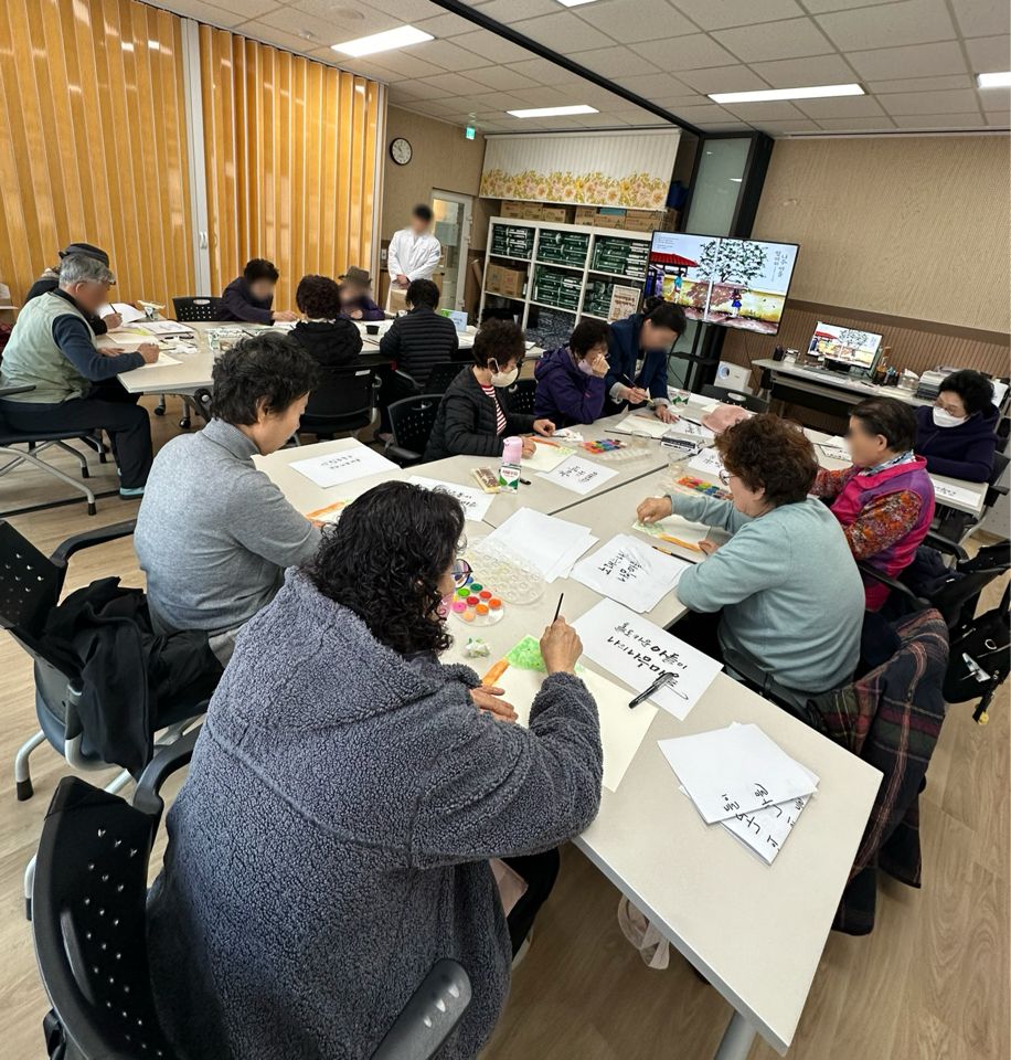 의정부시 치매안심센터, 치매예방교실 ‘행복더하기’ 큰 호응 속 마무리