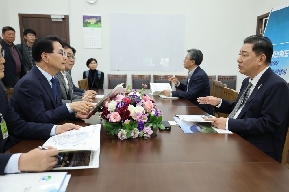 심덕섭 고창군수, 김병기 원내대표·한병도 예결위원장 만나 지역 핵심사업 건의