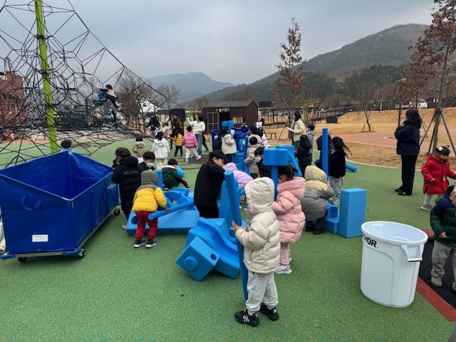 정읍 기적의 놀이터, 아이들의 ‘상상 실험실’로 변신… 빅블럭 놀이 시범 운영