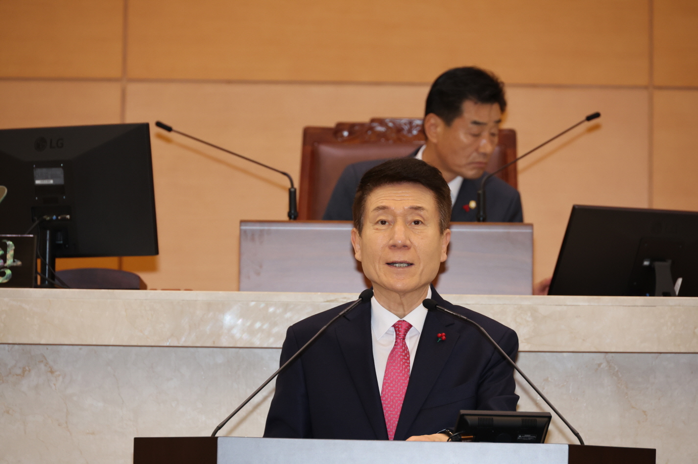 이강덕 포항시장, “마지막까지 흔들림없이 최선을”…12년간 소회와 포항시의 발전방향 밝혀