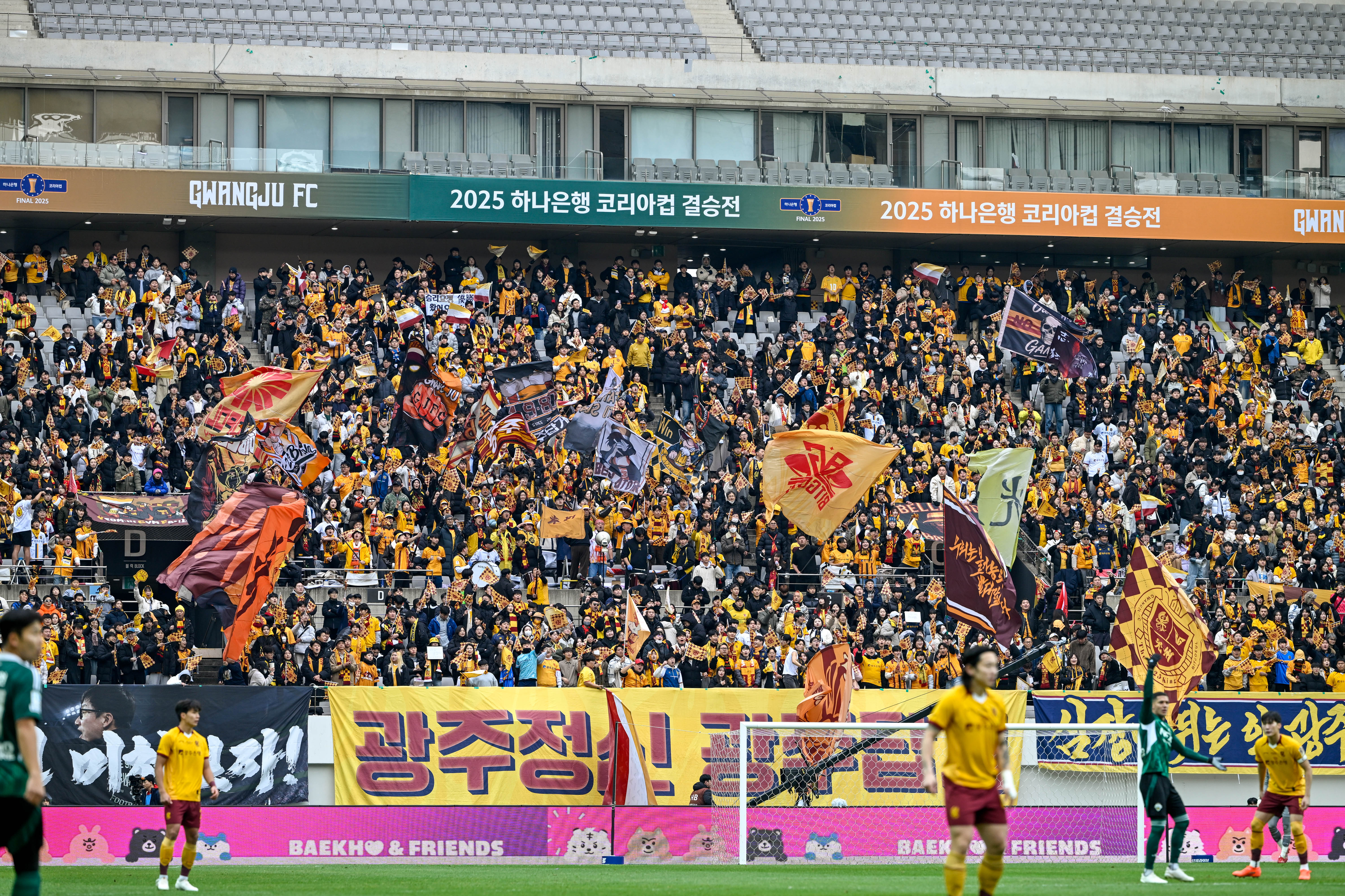 ACLE 8강 이어 코리아컵 준우승
시민구단 ‘광주FC 기적’ 계속된다