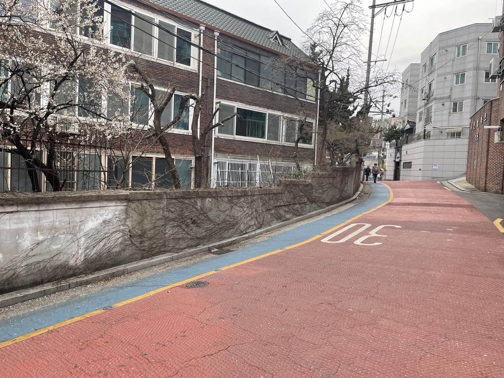중구, 노후 담장과 석축 등 안전취약시설 보수