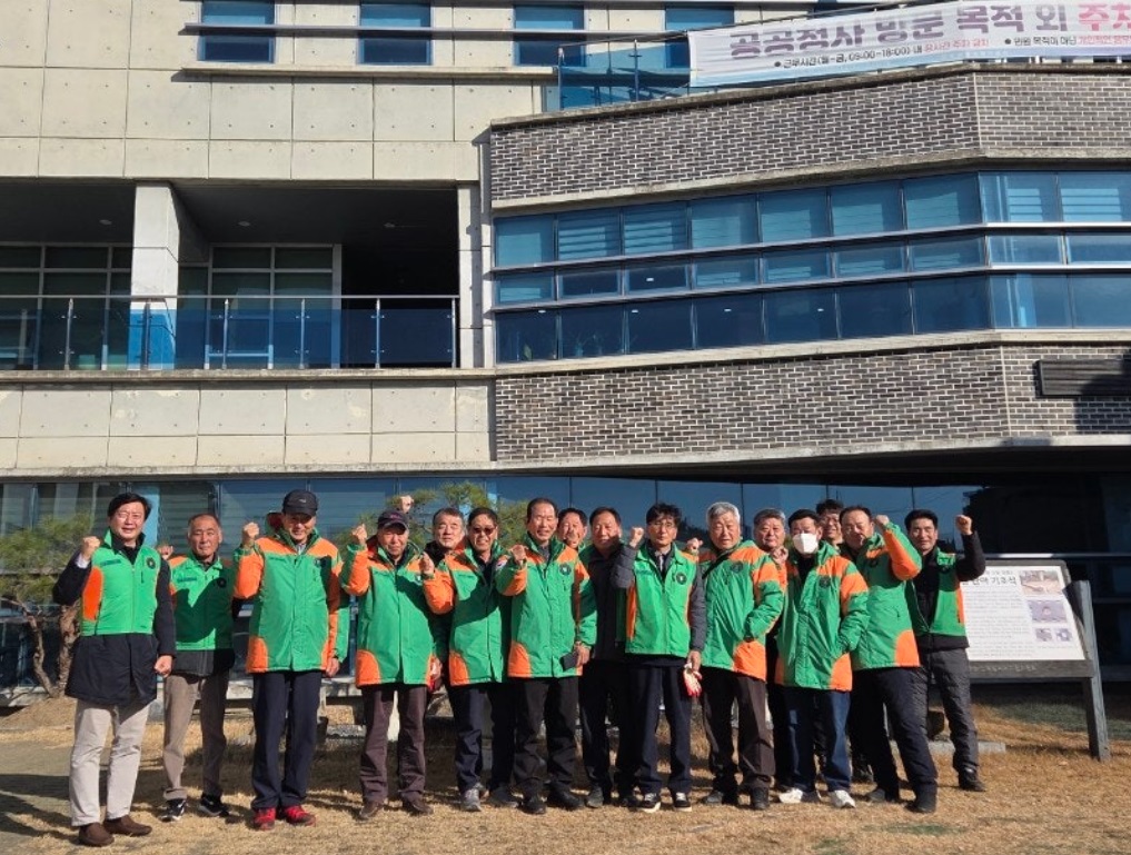 진위면 자율방재단, 겨울철 재난 대비 한파 쉼터 및 제설 적재함 점검