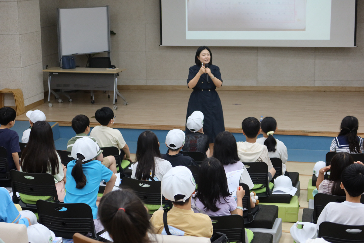 2025년 책 밖으로 나온 도서관… 고양시, 일상 속 독서문화 확장하다