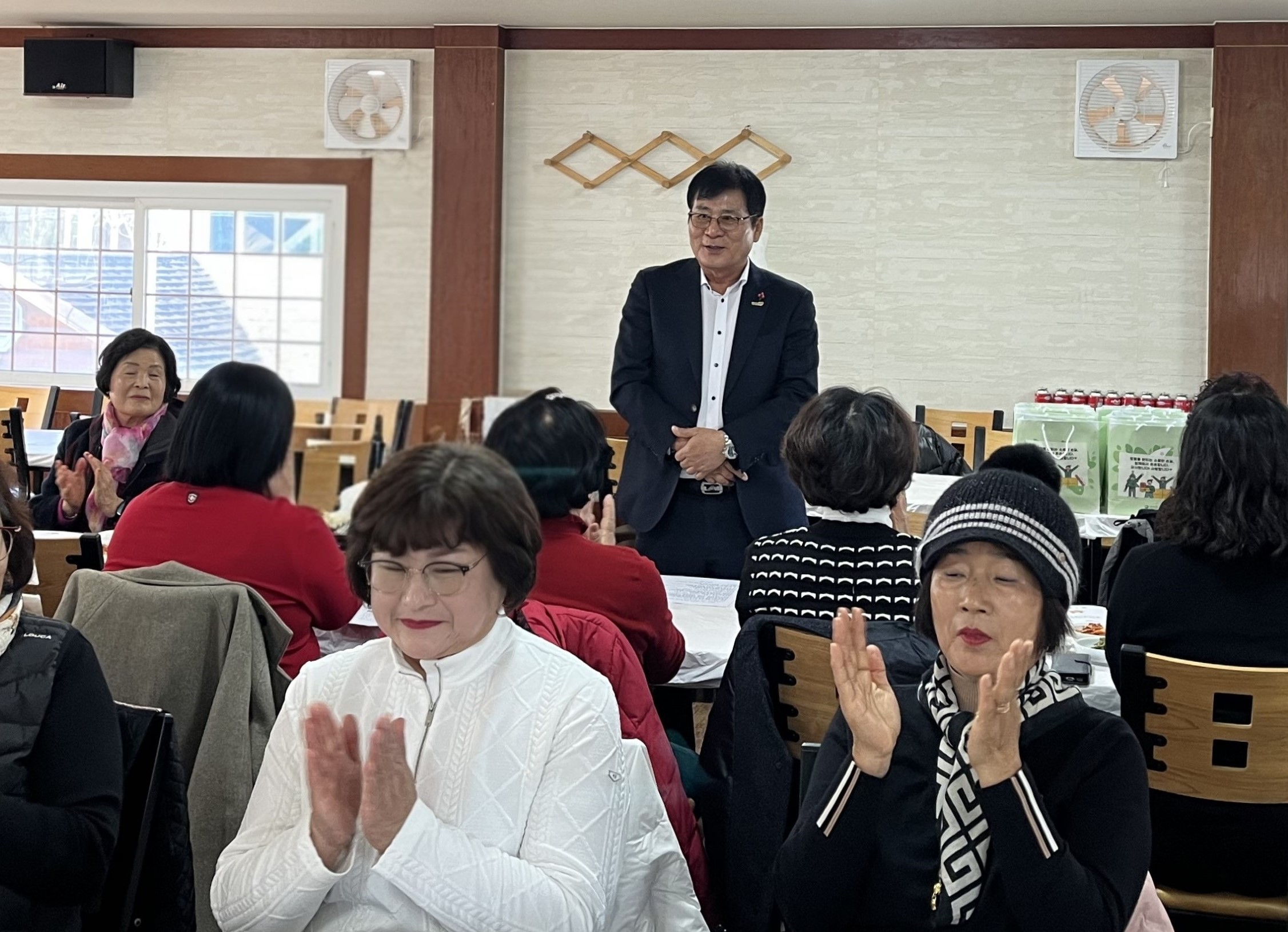 함평군, 저소득 노인 무료급식 운영 활성화 간담회 성료