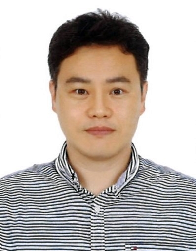 시민이 감동한 행정… 정읍시, 하반기 친절공무원 송성진·정윤정 선정