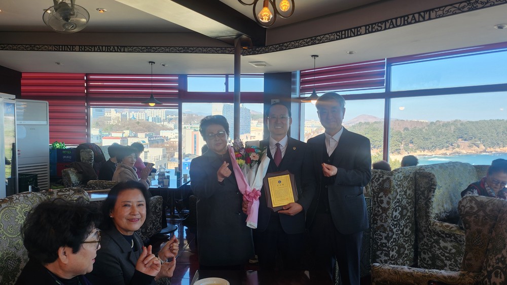 동해종합버스터미널, 대중교통 서비스 우수성 인정.. 국무총리 표창 수상