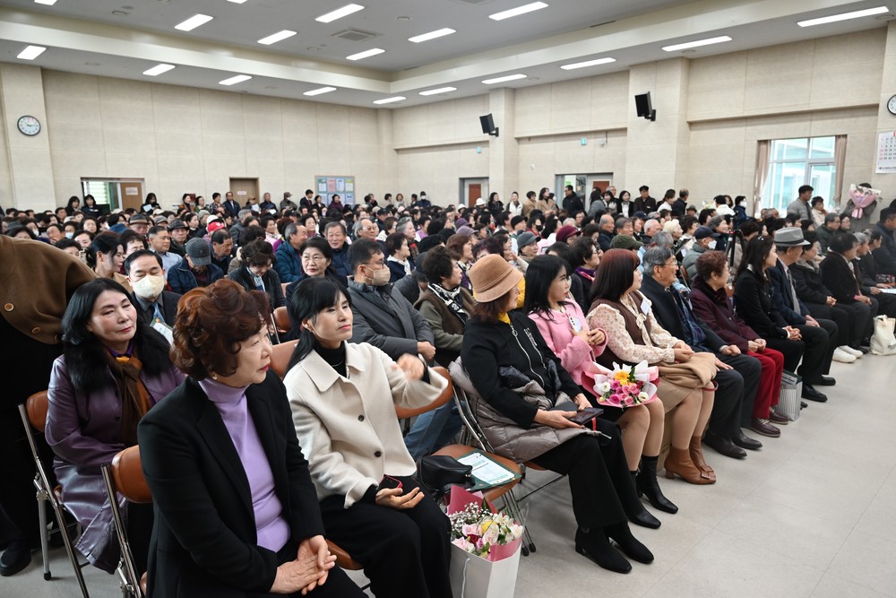 영동군노인복지관, ‘2025년 감고을 은빛축제’ 성황리 개최