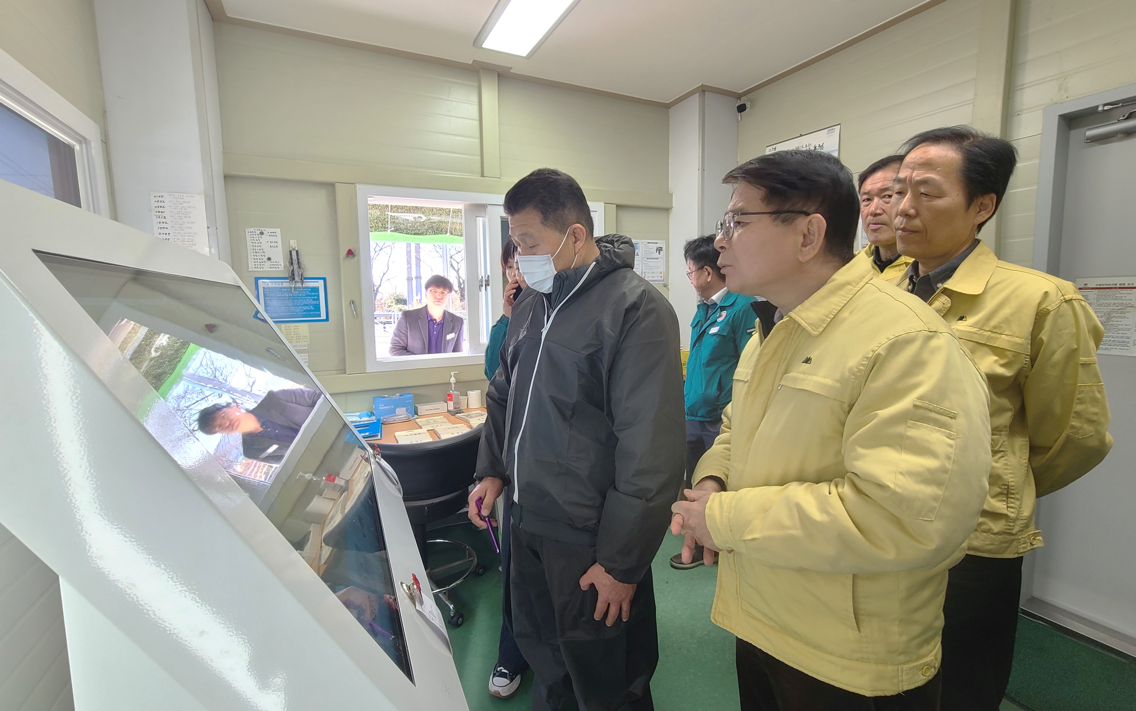 최정록 농림축산검역본부장, 양산시 AI 방역현장 방문