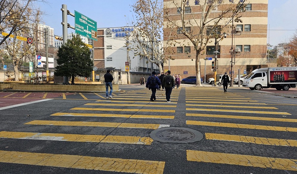 종로구, 인공지능(AI) 활용 '보행시간 자동연장 시스템' 개발…최대 6초 보행 시간 연장