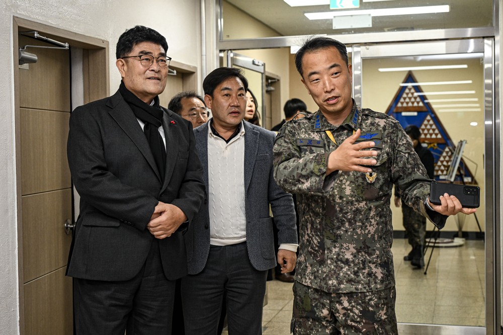 삼척관광문화재단 박상수 이사장, 공군 블랙이글스 직접 방문해 감사 전해