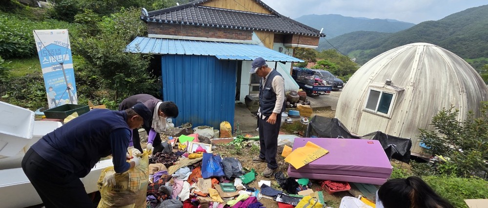 주거 취약계층 위해 달린다..하동군 ‘찾아가는 클린버스’ 운영