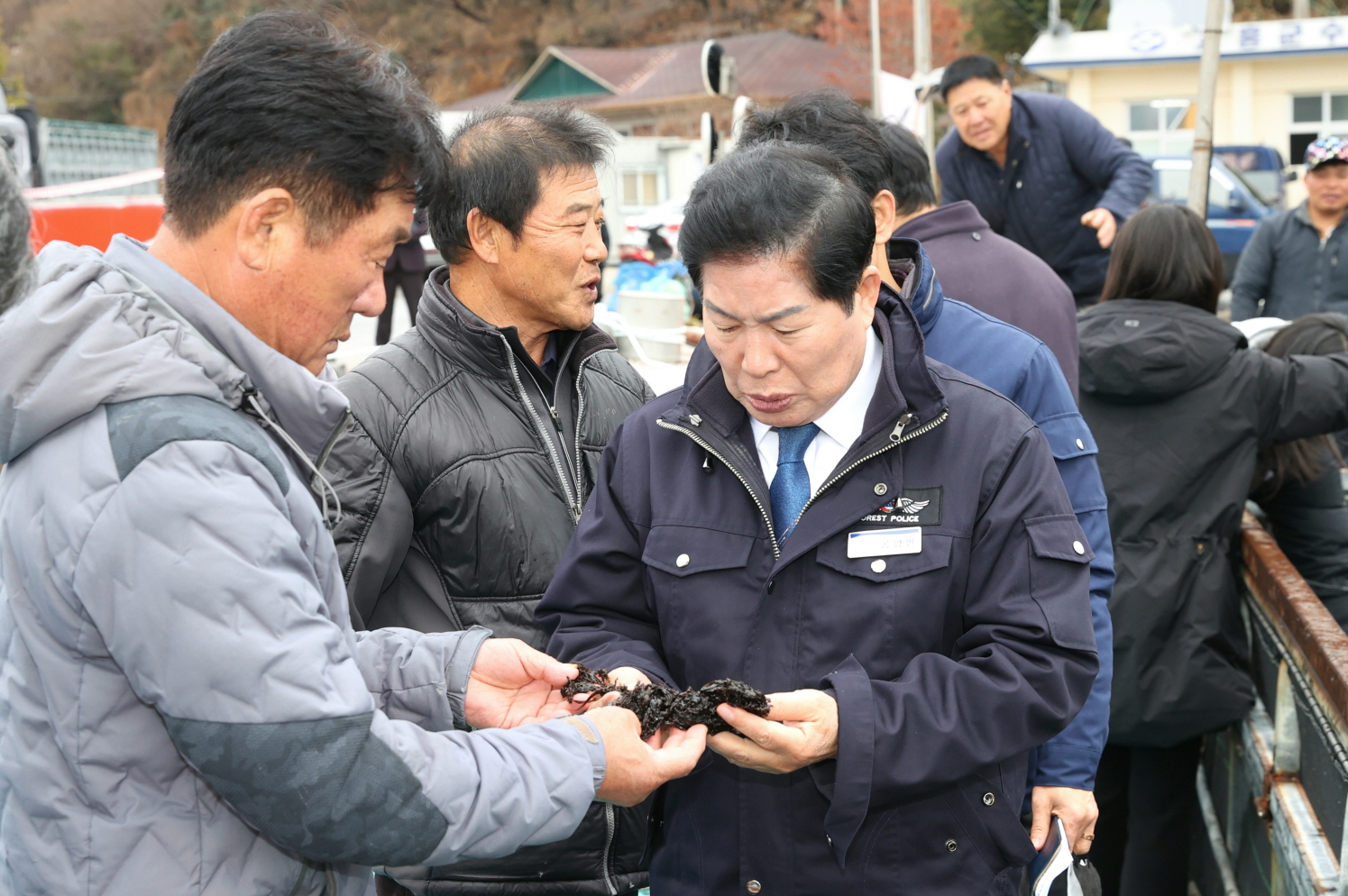 고흥군, 2026년산 김 작황 부진 속 현장 방문