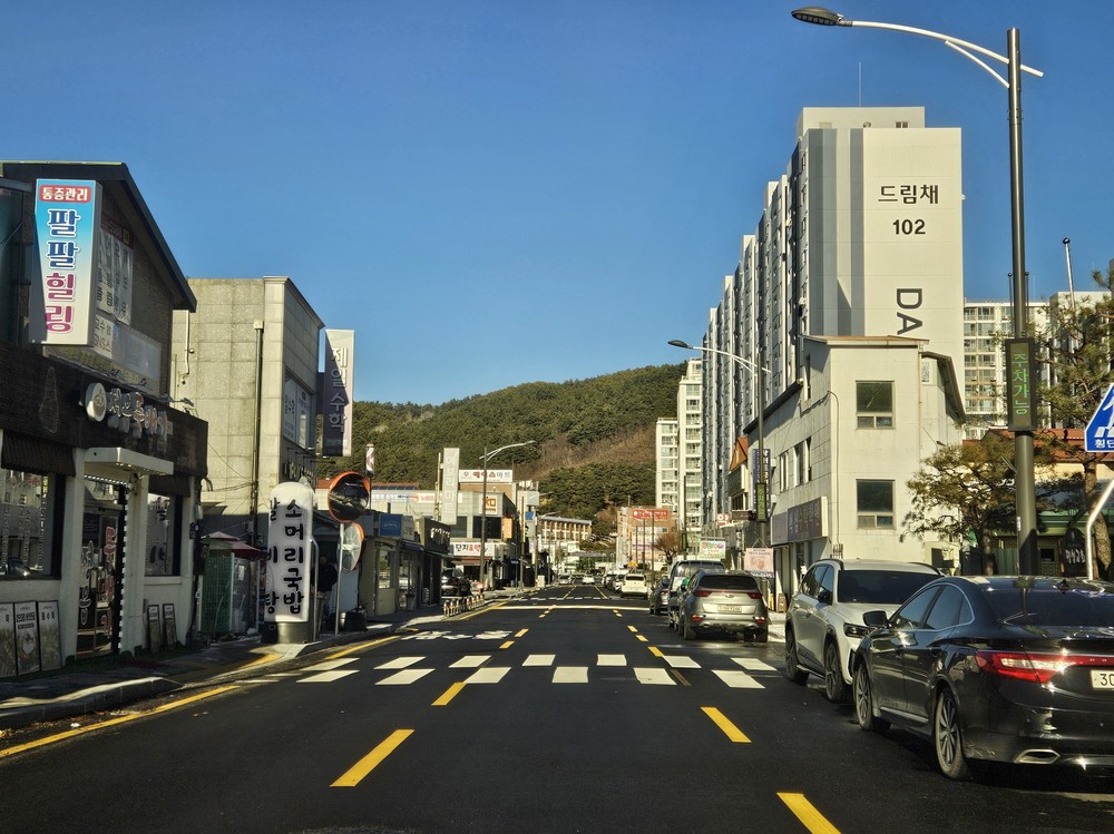 정읍시, 학산고등학교 통학로 지중화 사업 준공…보행 안전·도시 미관 개선