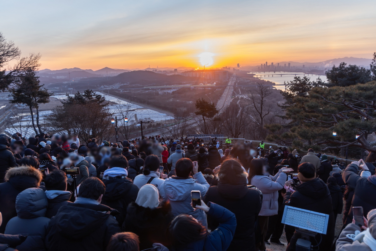 고양시, 3년 만에 열린 ‘2026년 행주산성 해맞이 행사’ 성료