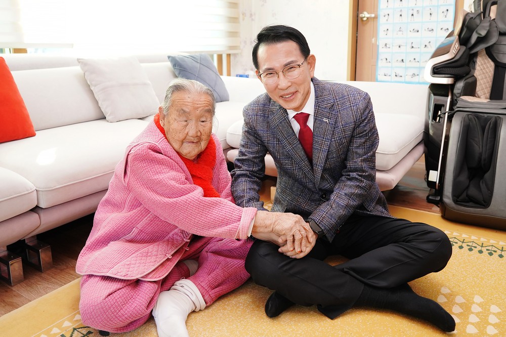 서산시, 병오년 새해맞이 100세 이상 장수 어르신 위문 방문