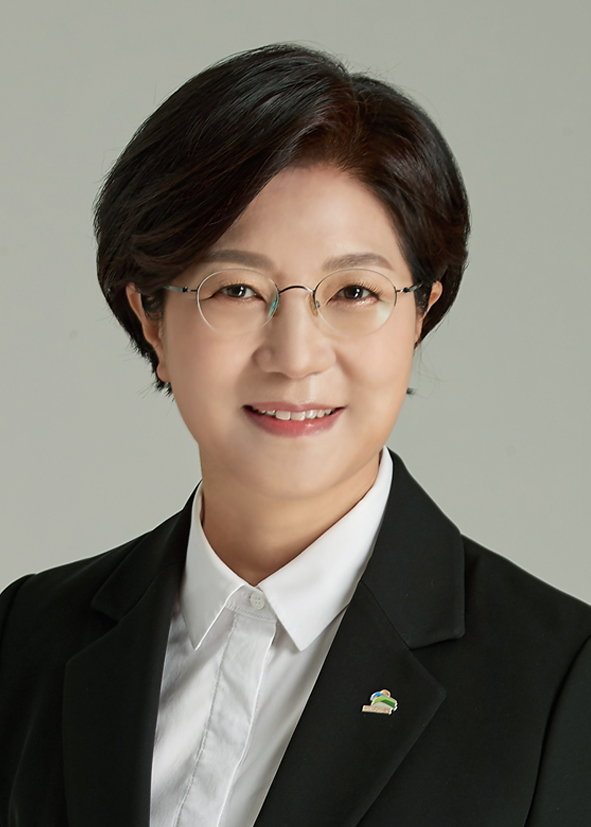 김미경 서울 은평구청장 “구민 삶 속으로 더 깊이”