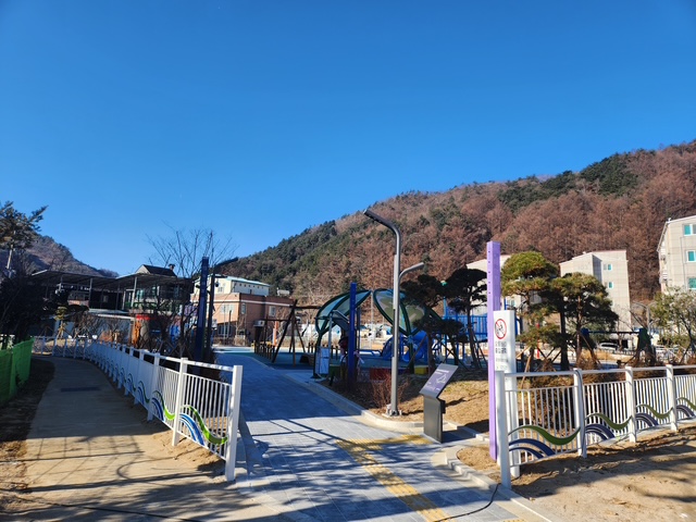 평창군, 가족 친화형 휴식 공간 하진부 어린이공원 조성 완료