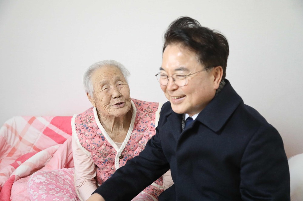 춘천시 새해 첫 민생행보, 독거어르신 가정방문