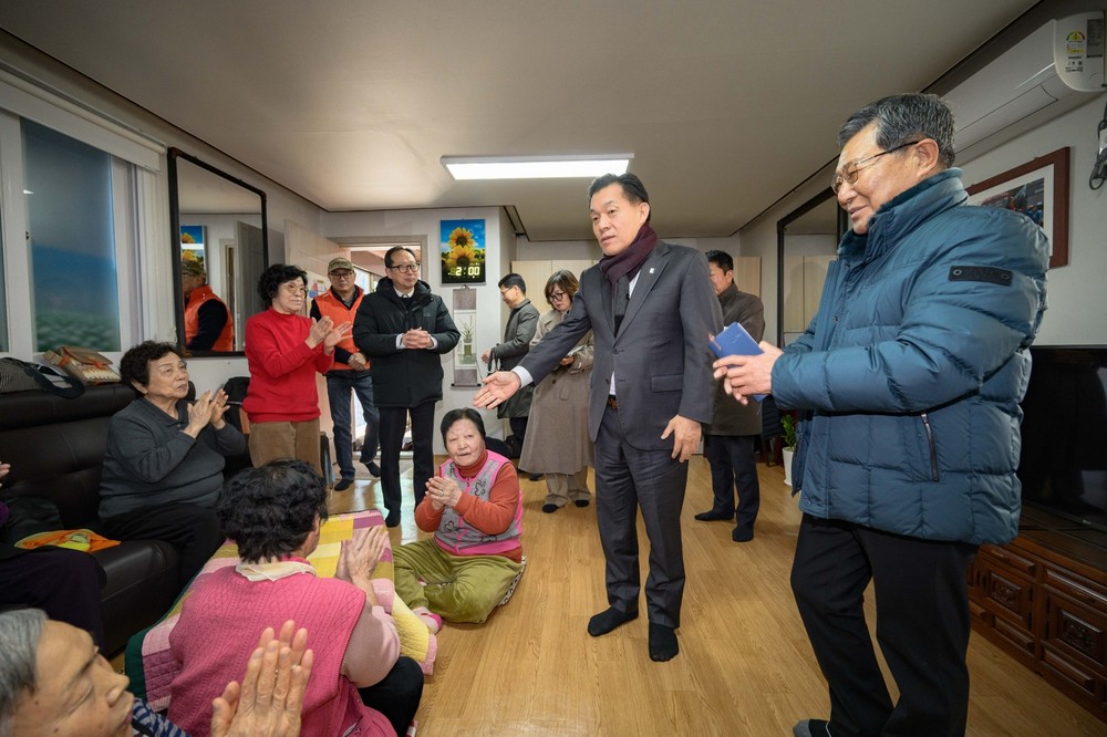 이재준 수원특례시장, 시민 삶의 현장에서 새해 업무 시작