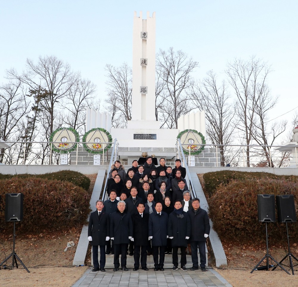 안동시, 2026년 병오년 신년 충혼탑 참배